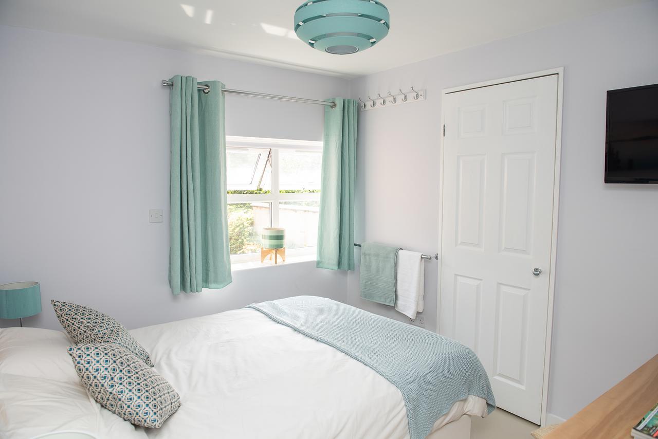 Pinehill Rooms Рединг Екстериор снимка