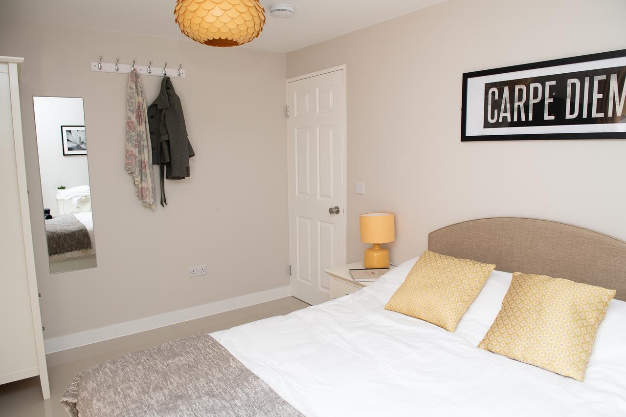 Pinehill Rooms Рединг Екстериор снимка