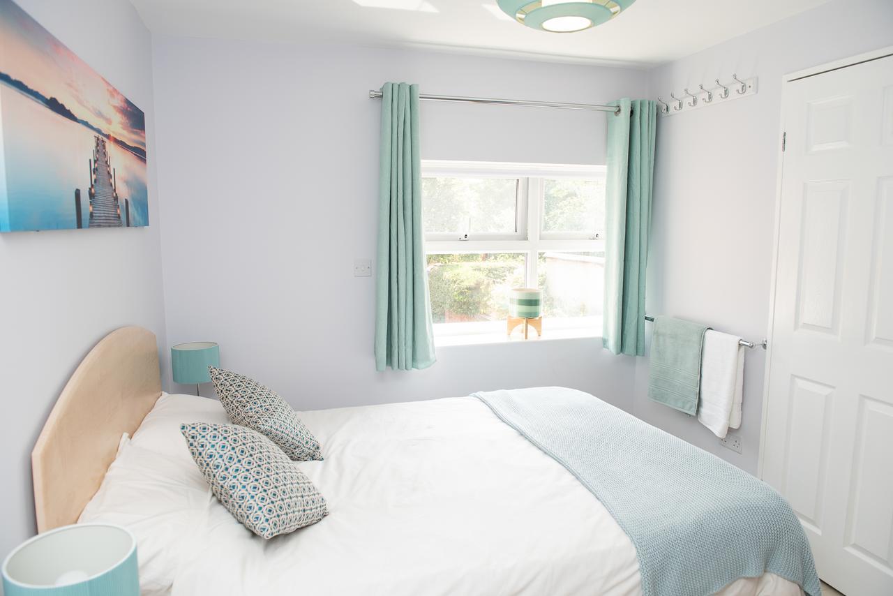 Pinehill Rooms Рединг Екстериор снимка