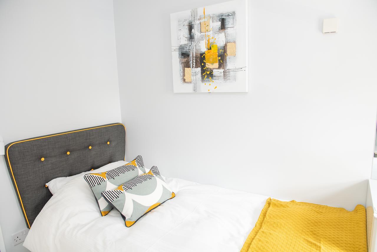 Pinehill Rooms Рединг Екстериор снимка