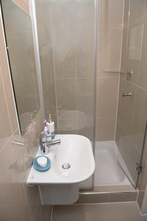Pinehill Rooms Рединг Екстериор снимка
