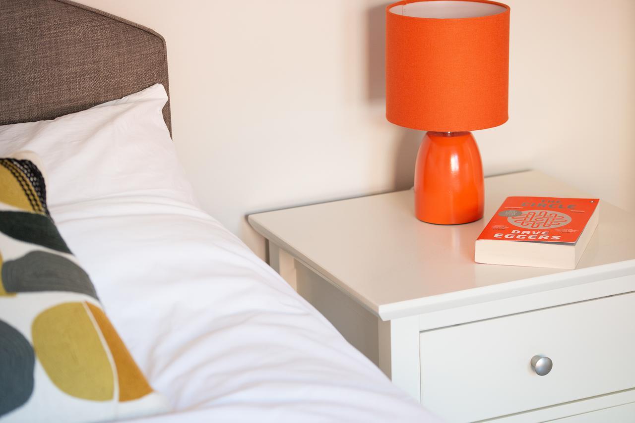 Pinehill Rooms Рединг Екстериор снимка