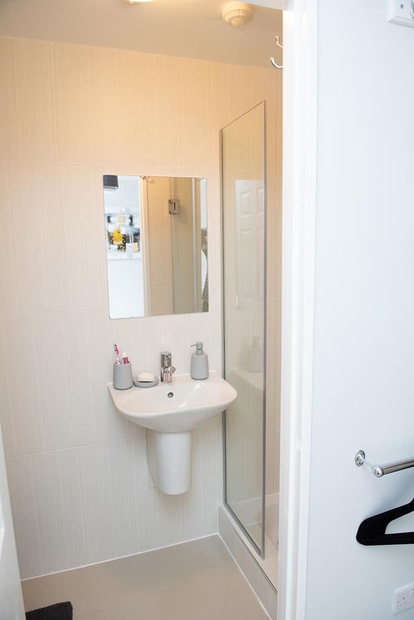 Pinehill Rooms Рединг Екстериор снимка